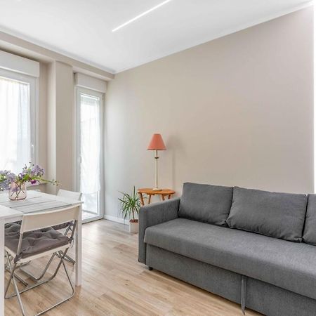 Bo13 -Crescenzago- Bright - Wifi - Elegant Apartment Milan Luaran gambar